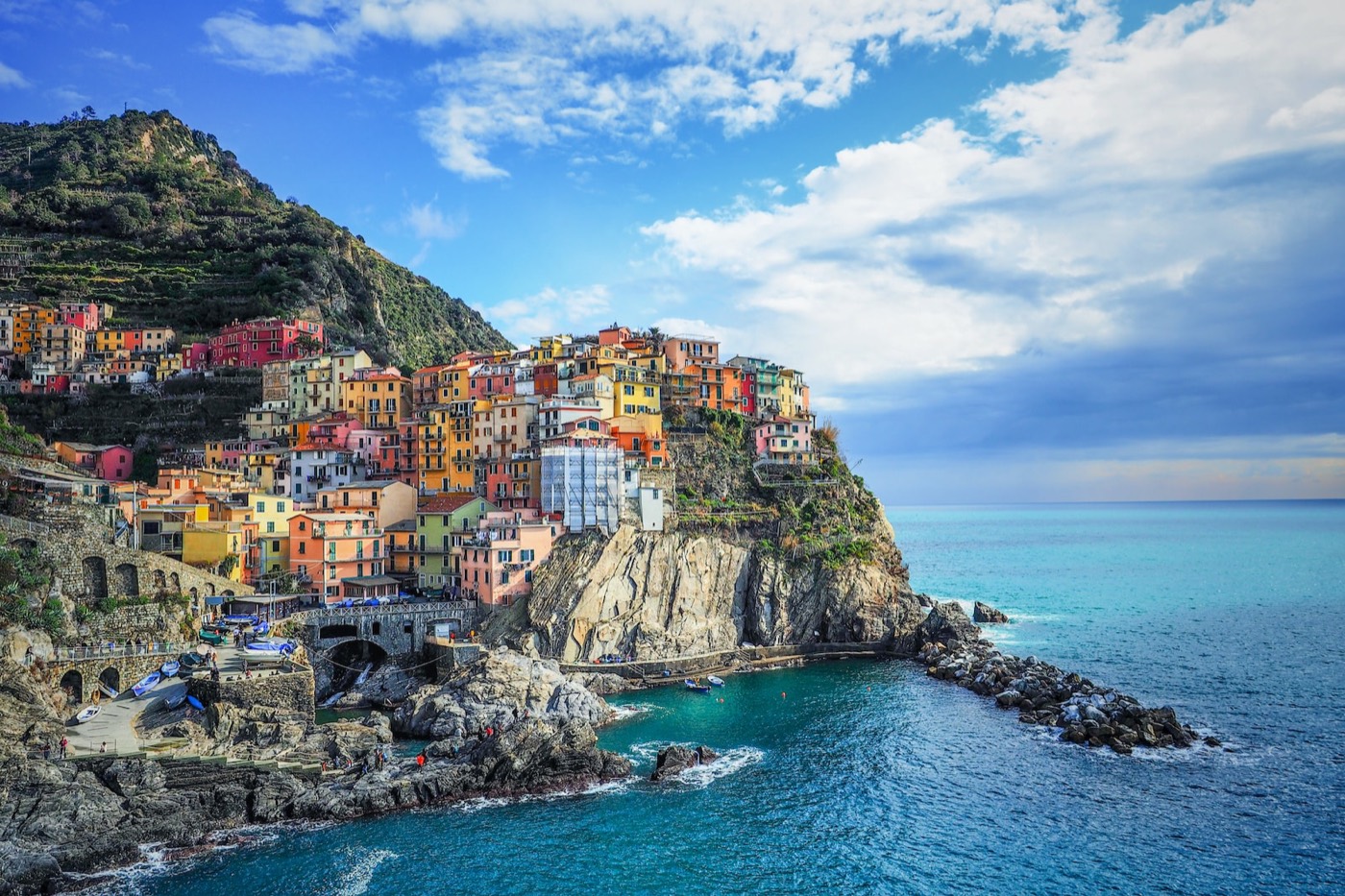 The colourful cliffside houses of Cinque Terre