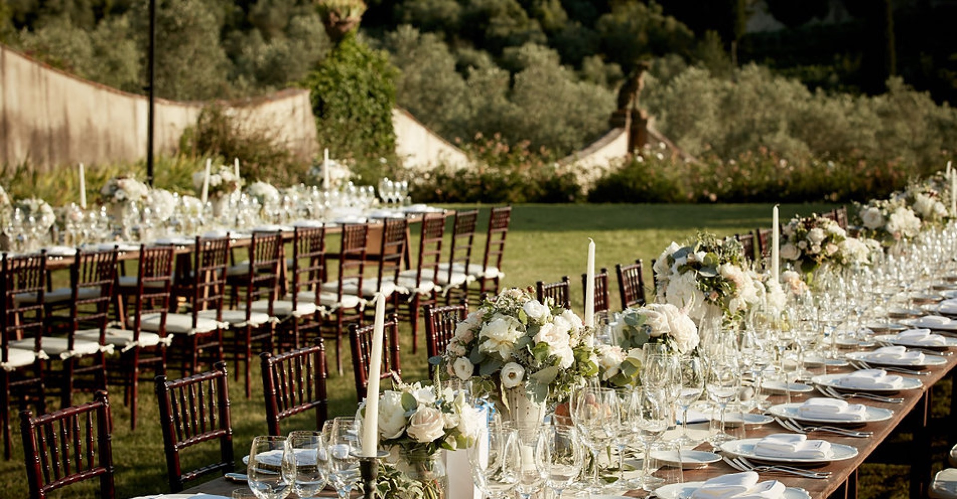 Newlyweds in the gardens of Villa Marie